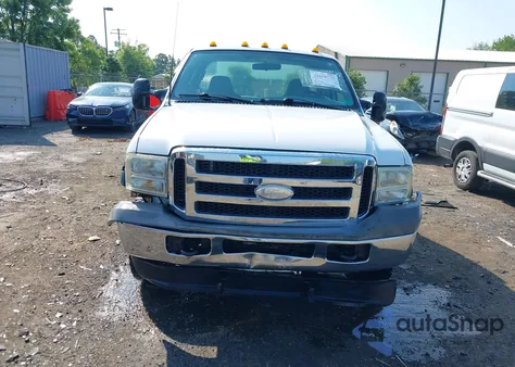 2005 Ford F-250 Lariat/Xl/Xlt from USA, damaged, VIN 1FTSX21565EA38983